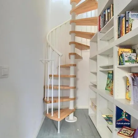 Casa Poggi Con Piscina, Vista Mare, Patio Privato, Ac, Posto Auto E Wi-fi Imperia