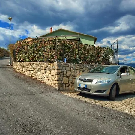 Casa Poggi Con Piscina, Vista Mare, Patio Privato, Ac, Posto Auto E Wi-fi *